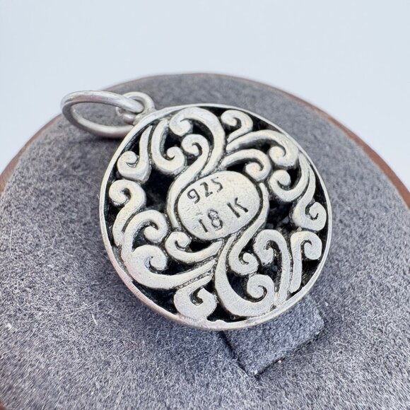 VTG Solid Sterling Silver 925 Scroll Design Circle Pendant Size 1" Length - Picture 4 of 8